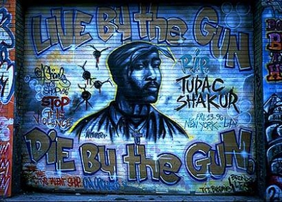 grafity de tupac
